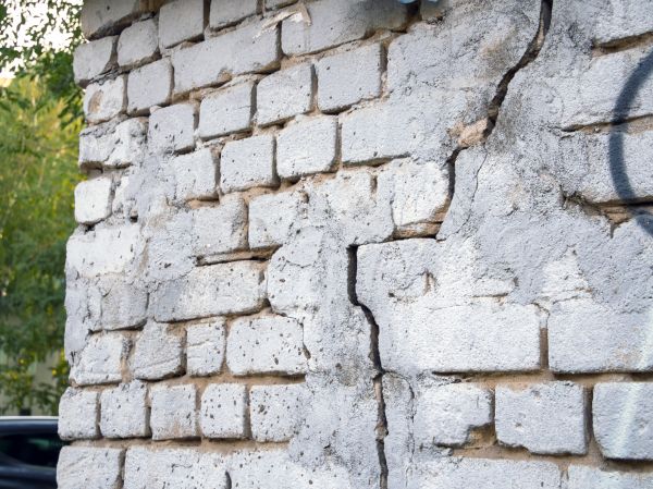 Cracked Brick Wall Repair in Bentonville